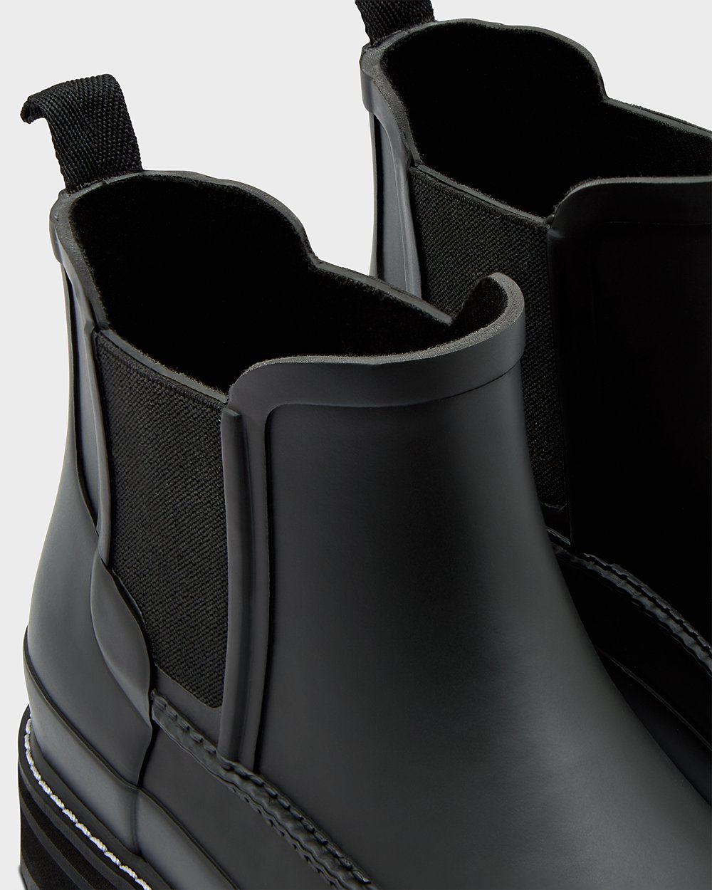 Men Hunter Refined Moc Toe | Chelsea Boots Black | NZ-57029-GYNS